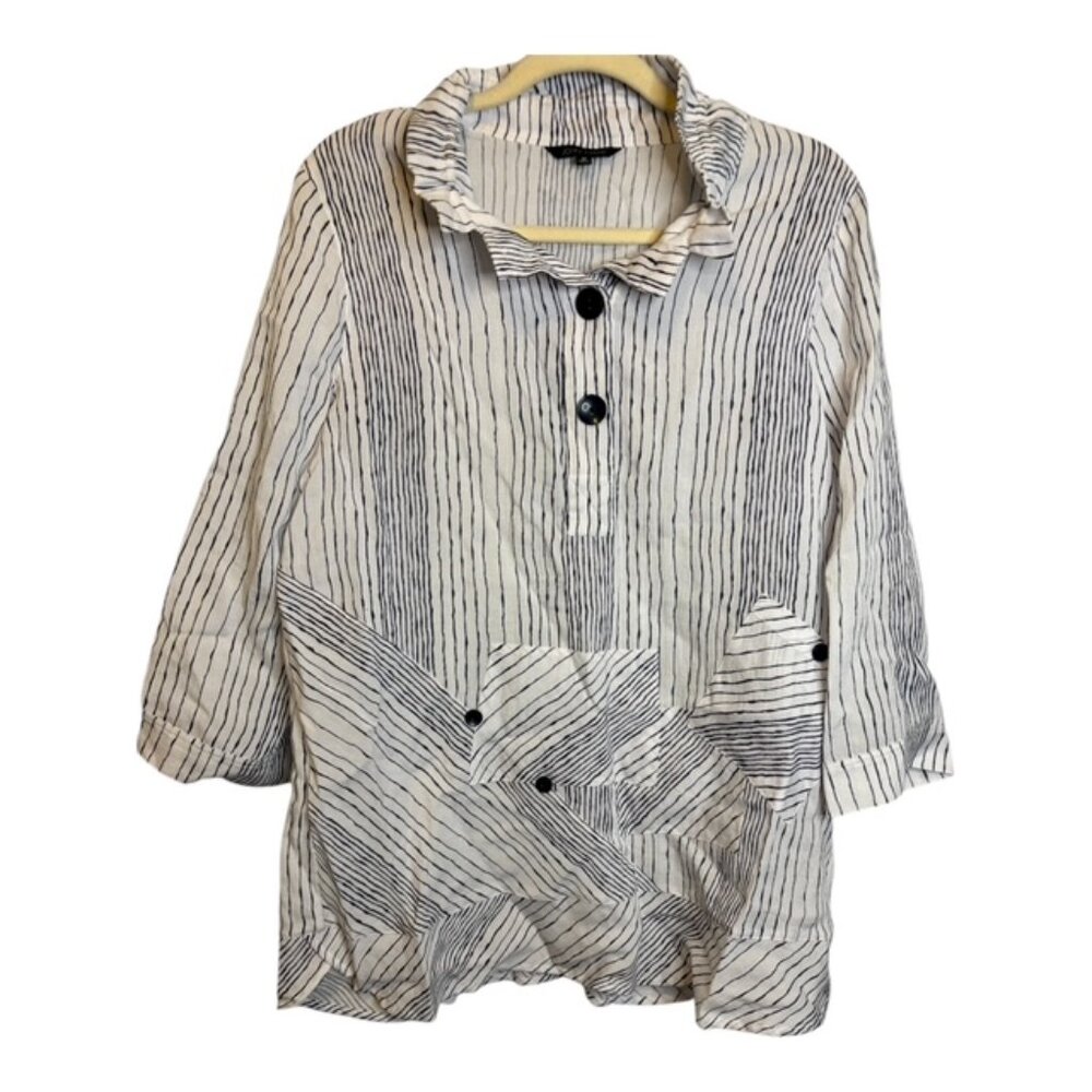 John Mark‎ Blouse Women's Size Medium Abstract Artsy Wire Collar Office